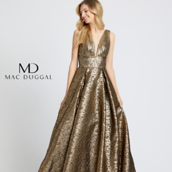 MAC DUGGAL METALLIC TEXTURED JACQUARD ANTIQUE GOLD BALL-GOWN sz 2 - Picture 1 of 6